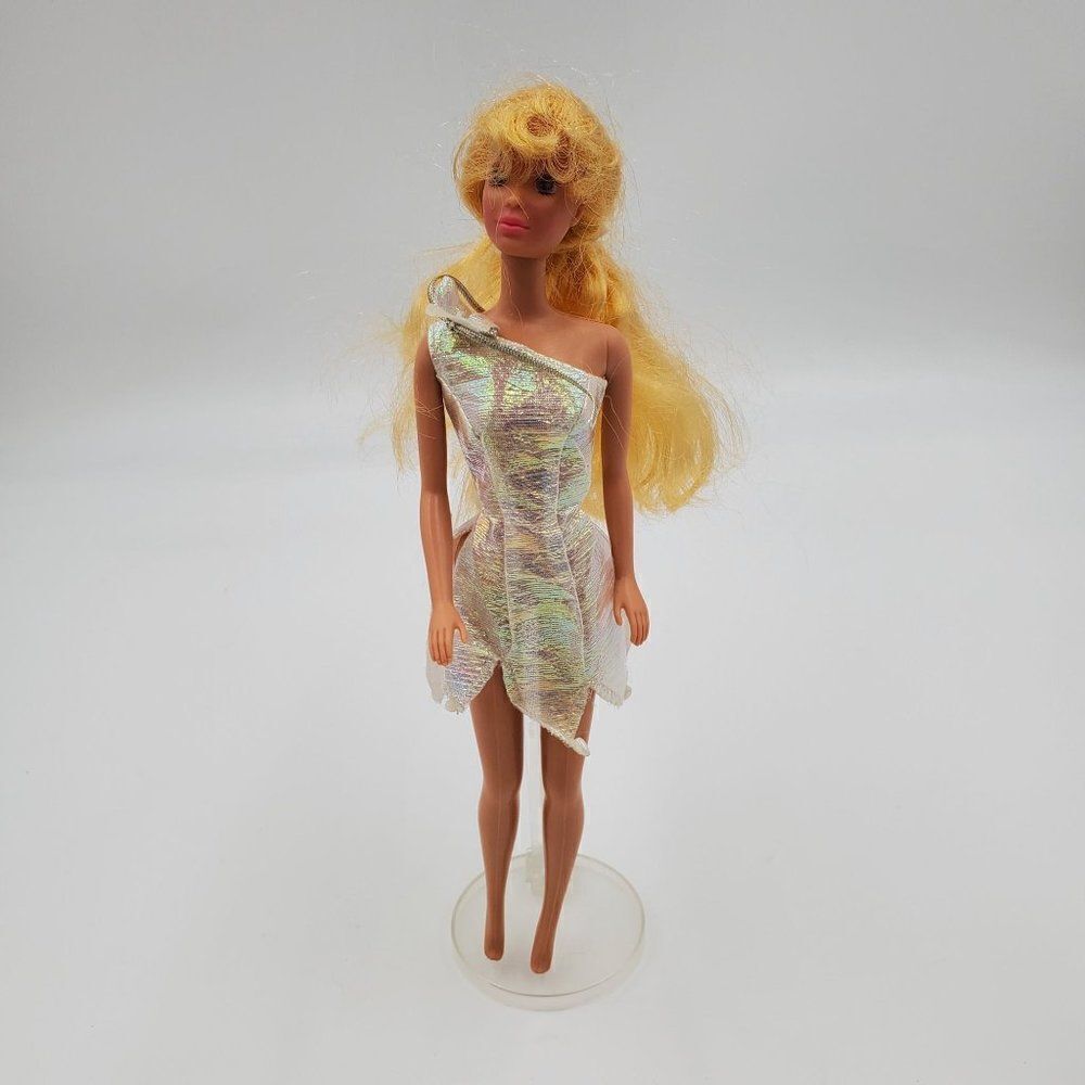 Vintage Mattel Aurora Disney Doll Blonde Hair Bangs Purple Eyes Bendable Legs